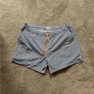 J Crew men’s swim trunks 🩳